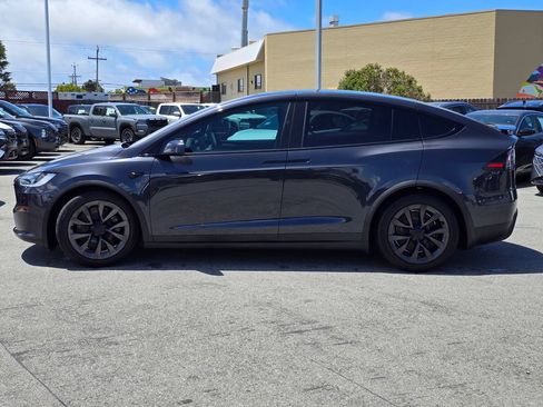 Used 2024 Tesla Model X AWD/4WD image 26
