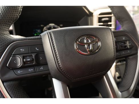 Used 2026 Toyota Tundra Limited AWD/4WD image 29
