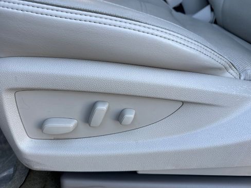 Used 2016 GMC Yukon Denali w/ Open Road Package image 12