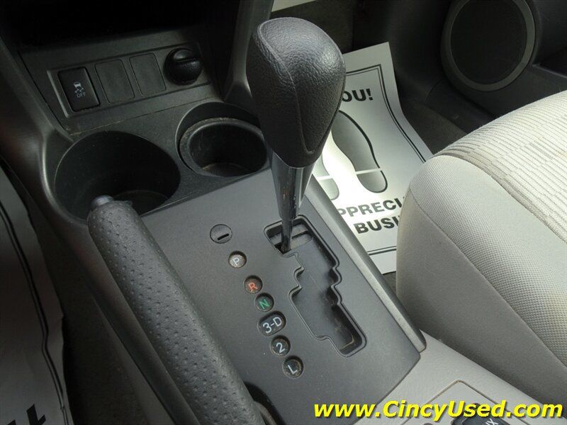 Used 2011 Toyota RAV4 4WD w/ Base L4 Extra Value Pkg image 18