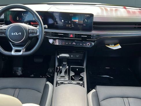 Used 2025 Kia K5 GT-Line w/ GT-Line Premium Package image 7