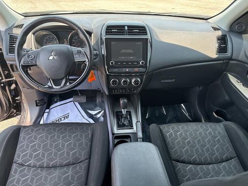 Used 2024 Mitsubishi Outlander Sport LE image 12