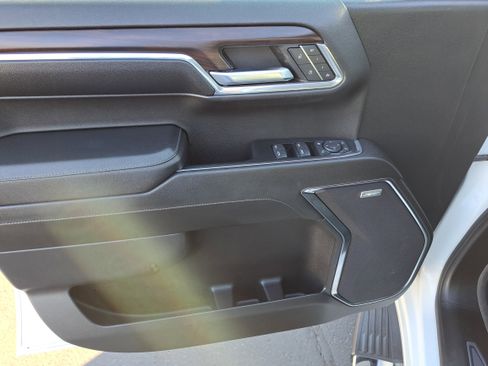 Used 2024 GMC Sierra 1500 SLT w/ SLT Premium Plus Package image 14