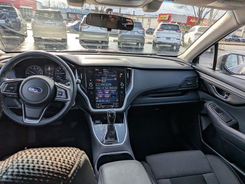 Used 2021 Subaru Outback Premium image 14