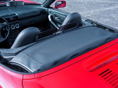 Used 2003 Toyota MR2 image 31