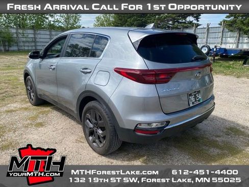 Used 2022 Kia Sportage LX w/ LX AWD Value Edition Package image 6