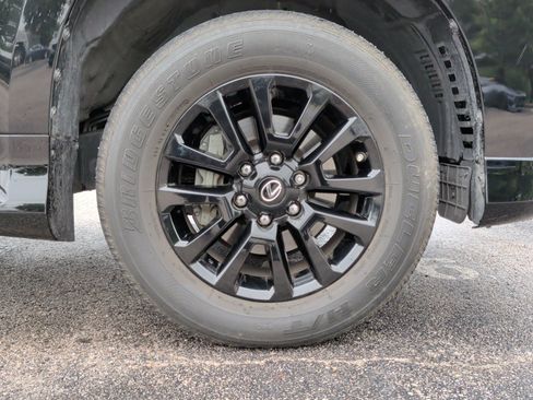 Used 2023 Lexus GX 460 w/ Black Line Special Edition AWD/4WD image 13