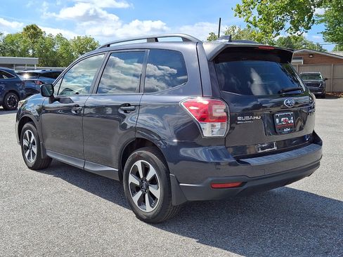 Used 2018 Subaru Forester 2.5i Premium AWD/4WD image 7