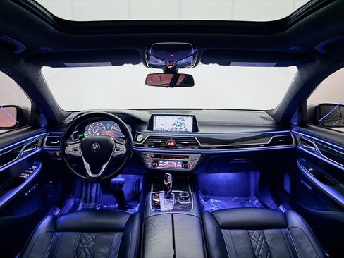 Used 2018 BMW 750i xDrive 750i xDrive image 29