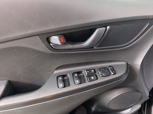 Used 2021 Hyundai Kona SEL w/ Cargo Package image 15