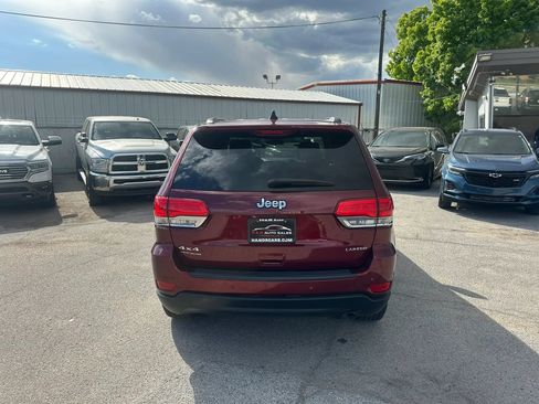 Used 2018 Jeep Grand Cherokee Laredo AWD/4WD image 4