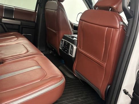 Used 2018 Ford F150 Platinum w/ Equipment Group 701A Luxury image 37