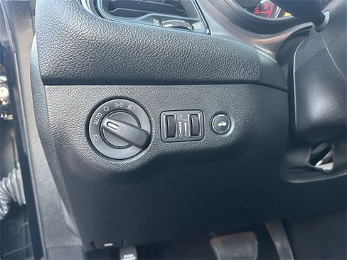 Used 2022 Dodge Challenger SXT w/ Cold Weather Group image 31