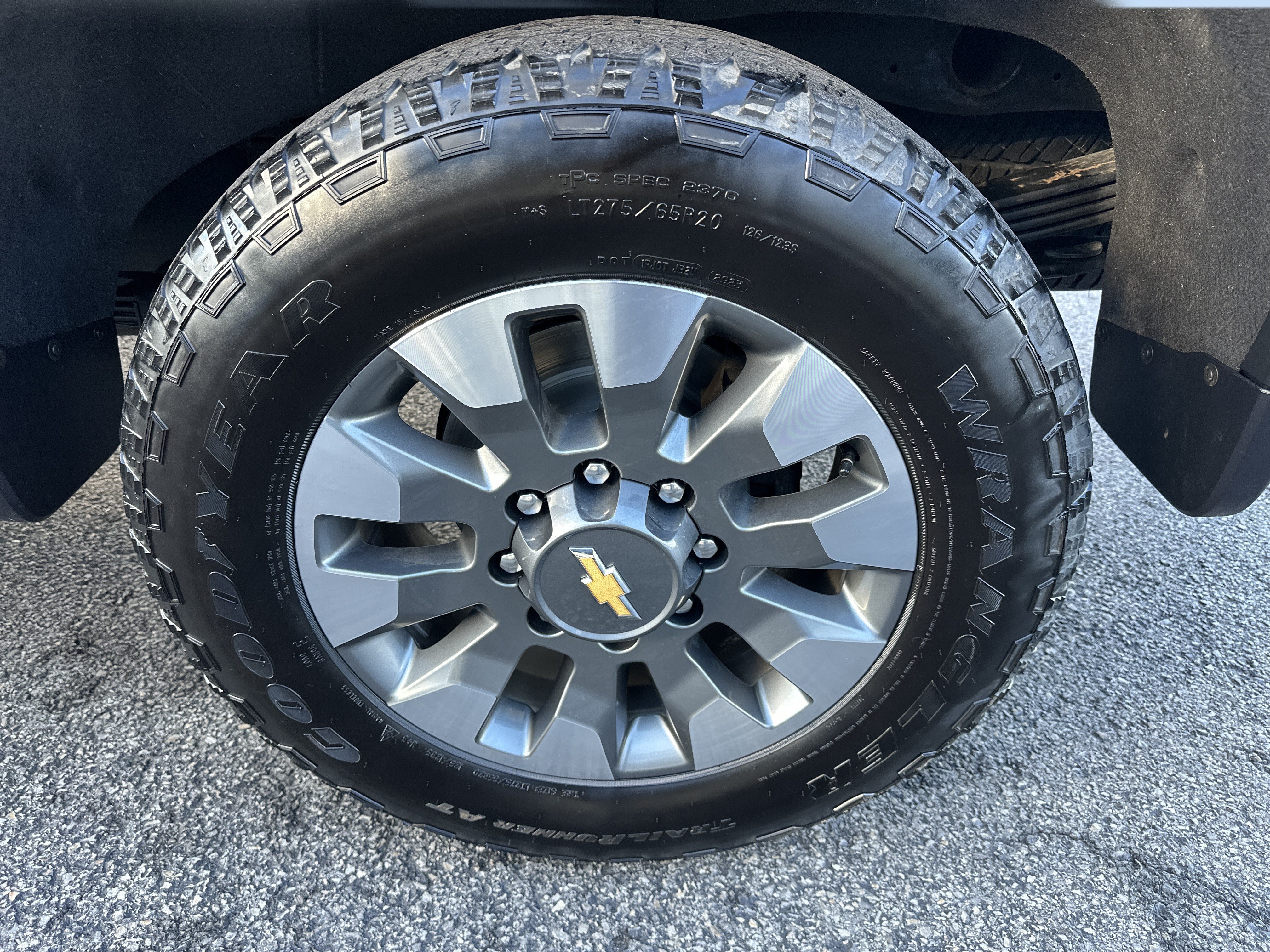 Certified 2024 Chevrolet Silverado 2500 Custom w/ Custom Value Package AWD/4WD image 9
