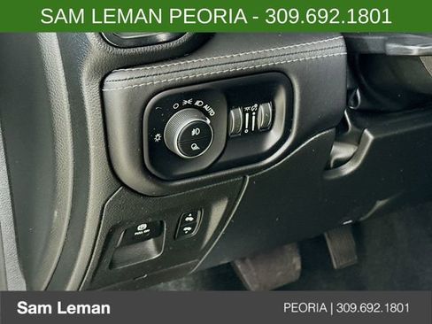 Used 2022 RAM 1500 Limited w/ Body Color Bumper Group image 10