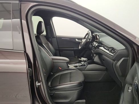 Used 2023 Ford Escape ST-Line AWD/4WD image 28