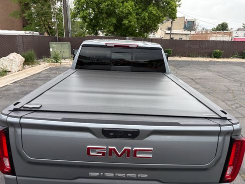 Used 2025 GMC Sierra 1500 SLT w/ SLT Premium Plus Package AWD/4WD image 7