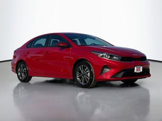 Used 2024 Kia Forte LXS video 1