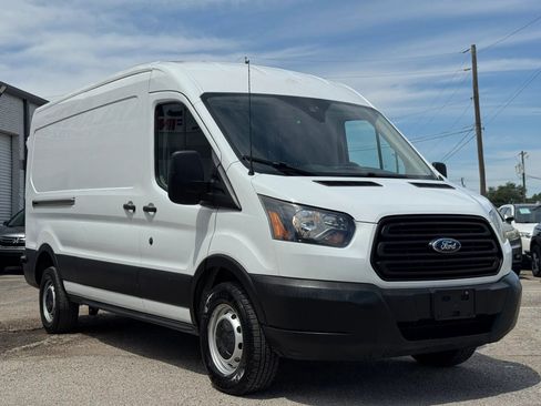 Used 2019 Ford Transit 250 148 Medium Roof RWD image 8