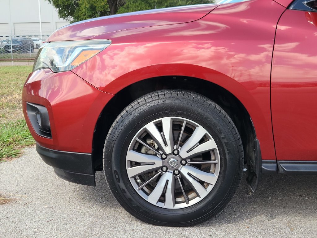 Used 2017 Nissan Pathfinder SL w/ SL Premium Package FWD image 5