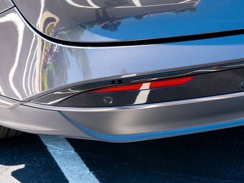 Used 2024 Lucid Air Pure RWD image 21
