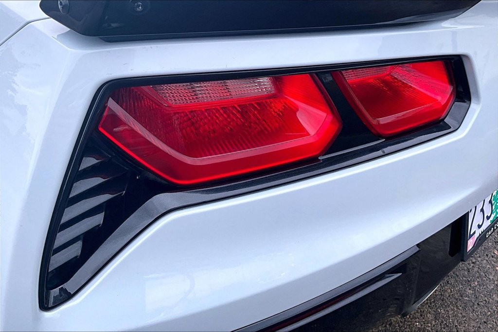 Used 2019 Chevrolet Corvette Grand Sport w/ Grand Sport Heritage Package RWD image 26