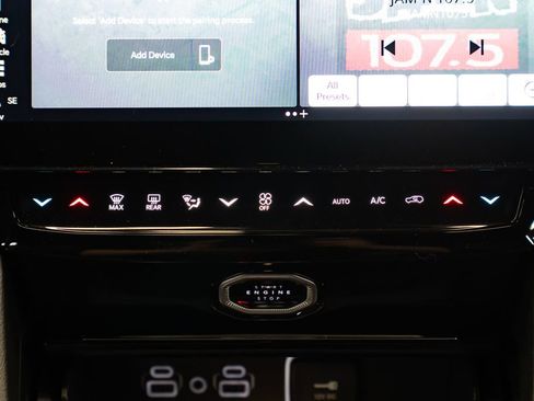 New 2026 Jeep Grand Cherokee Limited image 13