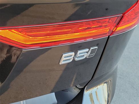 Used 2023 Volvo XC60 B5 Plus image 20