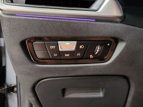 Used 2022 BMW M4 xDrive Competition image 43