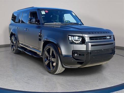 New 2026 Land Rover Defender 130 V8 image 3
