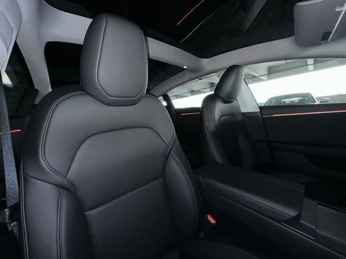 Used 2025 Tesla Model 3 Long Range AWD/4WD image 27