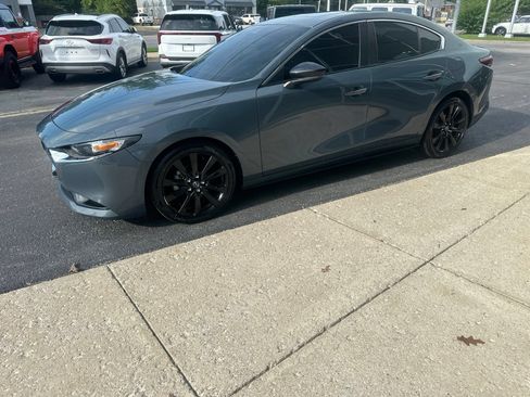 Used 2023 MAZDA MAZDA3 s FWD image 6