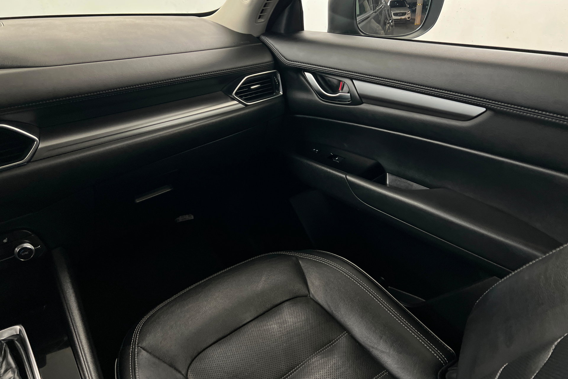 Used 2025 MAZDA CX-5 AWD 2.5 S w/ Preferred Package image 11