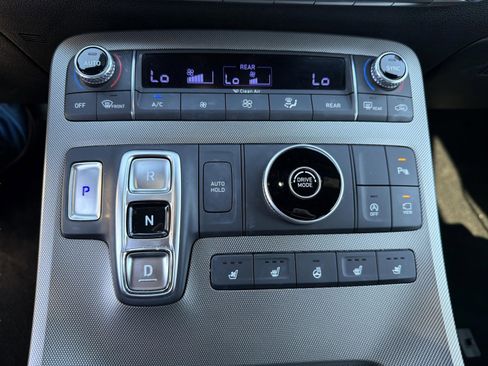 Used 2022 Hyundai Palisade Calligraphy image 15