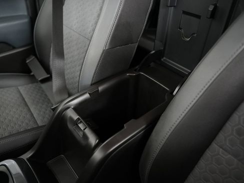Used 2015 Chevrolet Colorado Z71 RWD image 29
