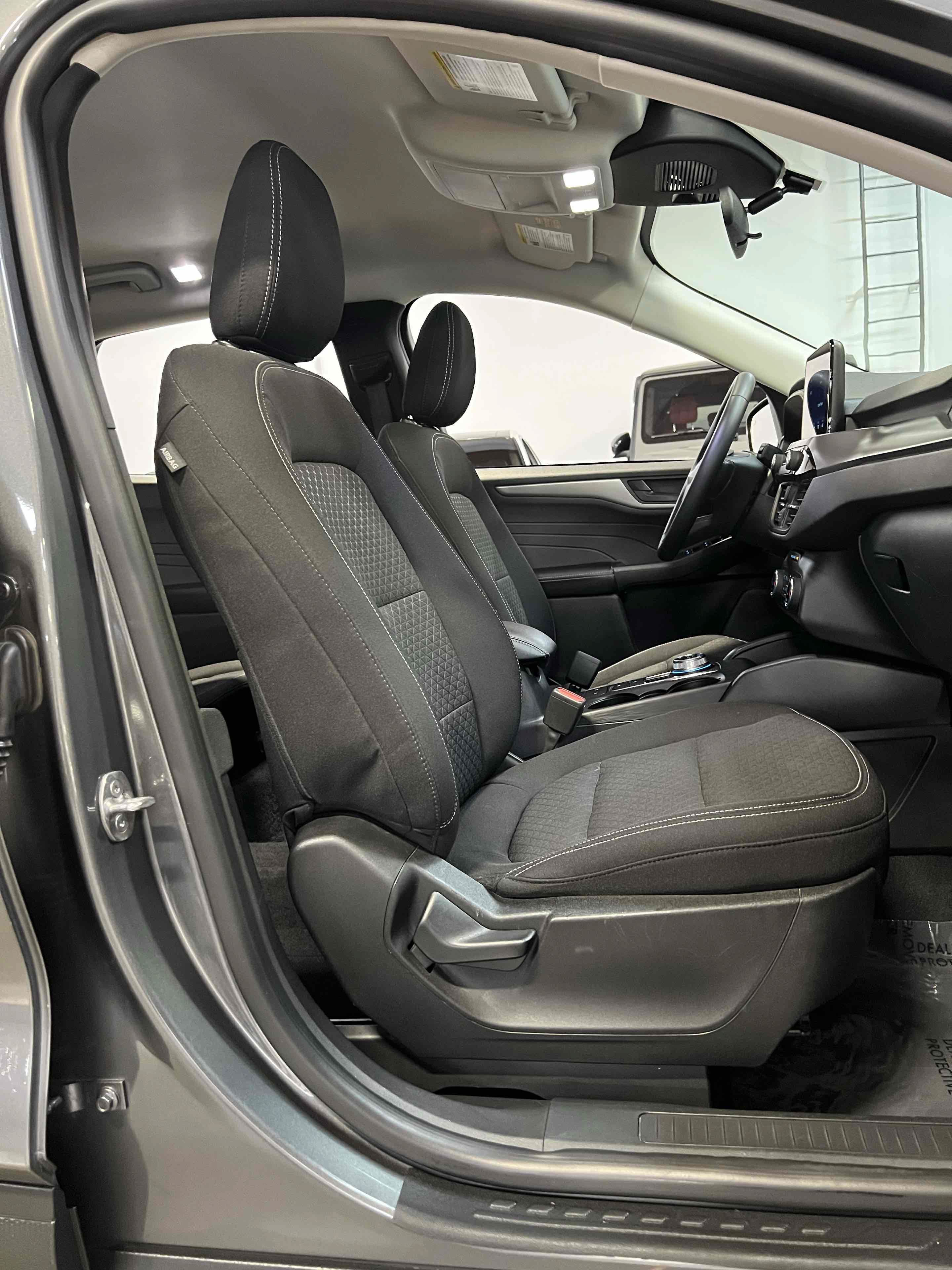 Used 2023 Ford Escape Active FWD image 39
