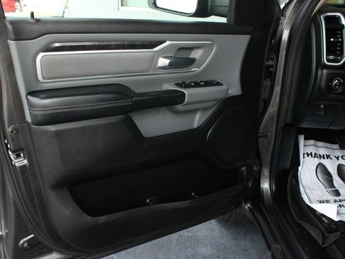 Used 2020 RAM 1500 Big Horn AWD/4WD image 12
