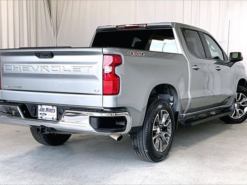 Used 2024 Chevrolet Silverado 1500 LT image 13