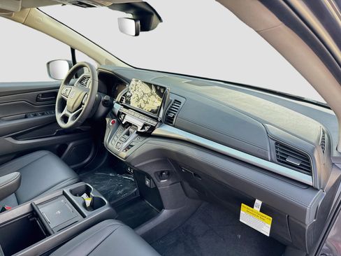 Certified 2026 Honda Odyssey EX-L image 25