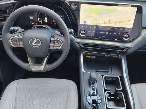 Used 2025 Lexus TX 350 AWD image 27