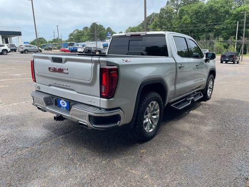 Used 2020 GMC Sierra 1500 SLT AWD/4WD image 5