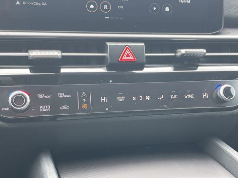 Used 2026 Kia Sportage SX Prestige image 6