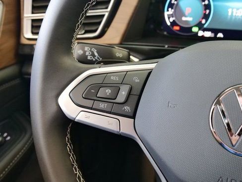 New 2026 Volkswagen Atlas SE image 27