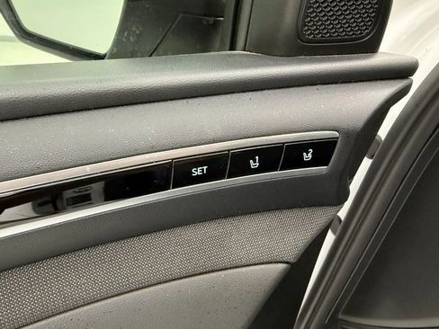 Used 2024 Hyundai Tucson Limited image 29