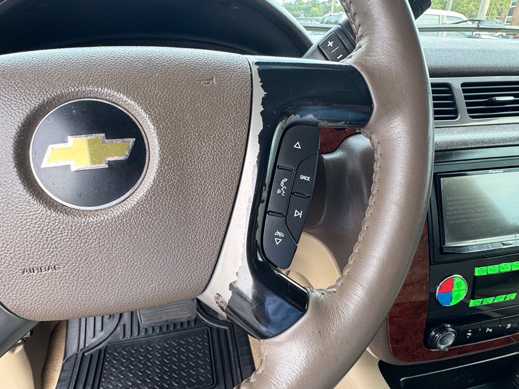Used 2011 Chevrolet Tahoe LT AWD/4WD image 24