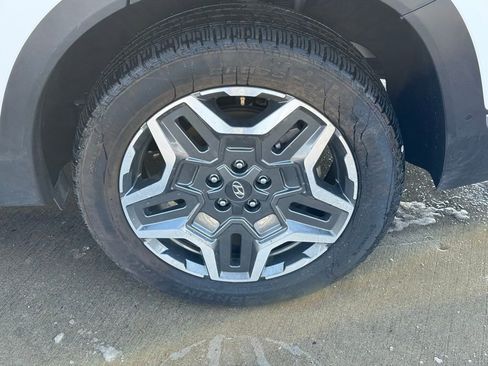 Used 2023 Hyundai Santa Fe Limited image 11