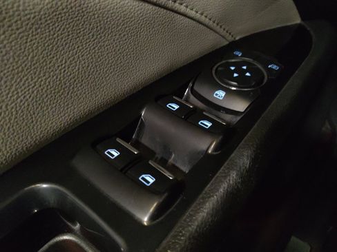 Used 2016 Ford Fusion Titanium FWD image 27