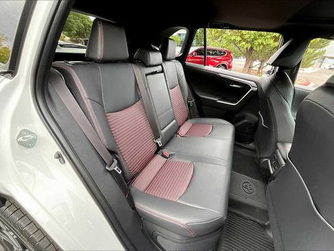 Certified 2025 Toyota RAV4 XSE image 19