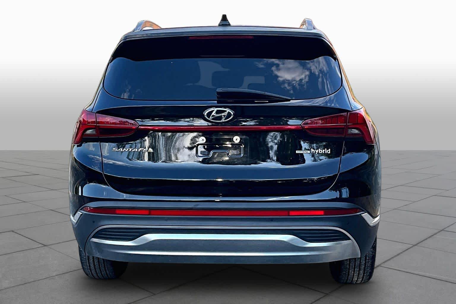 Used 2023 Hyundai Santa Fe Limited AWD/4WD image 5
