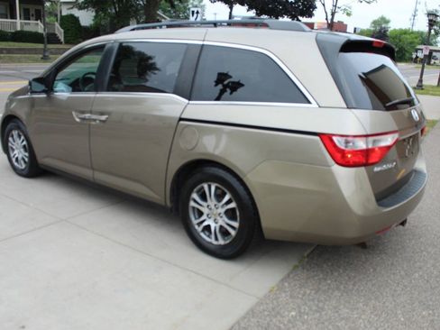Used 2012 Honda Odyssey EX-L image 11